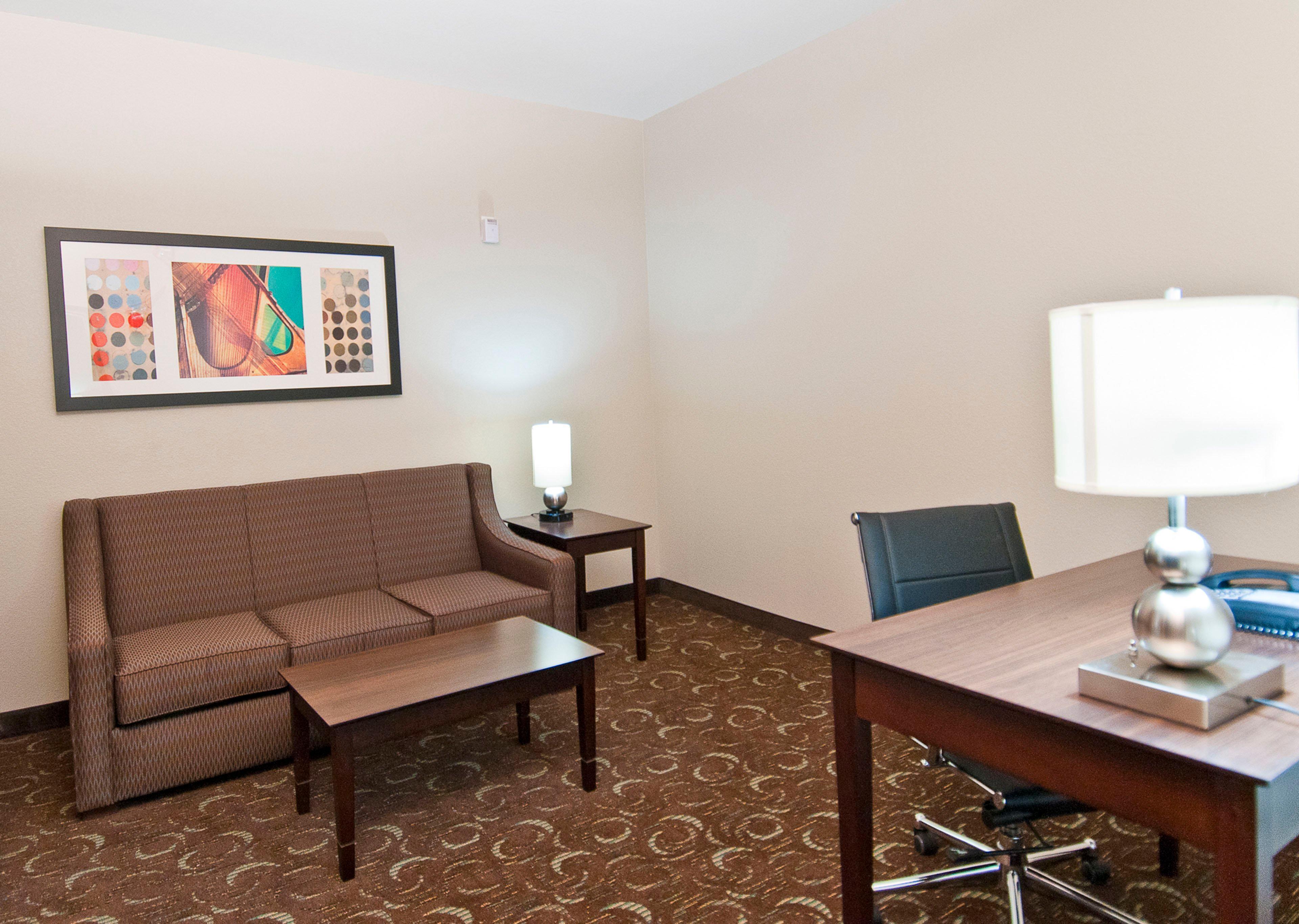 Holiday Inn Express & Suites San Antonio Frost Bank Center By Ihg Extérieur photo
