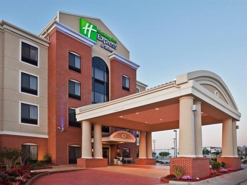 Holiday Inn Express & Suites San Antonio Frost Bank Center By Ihg Extérieur photo