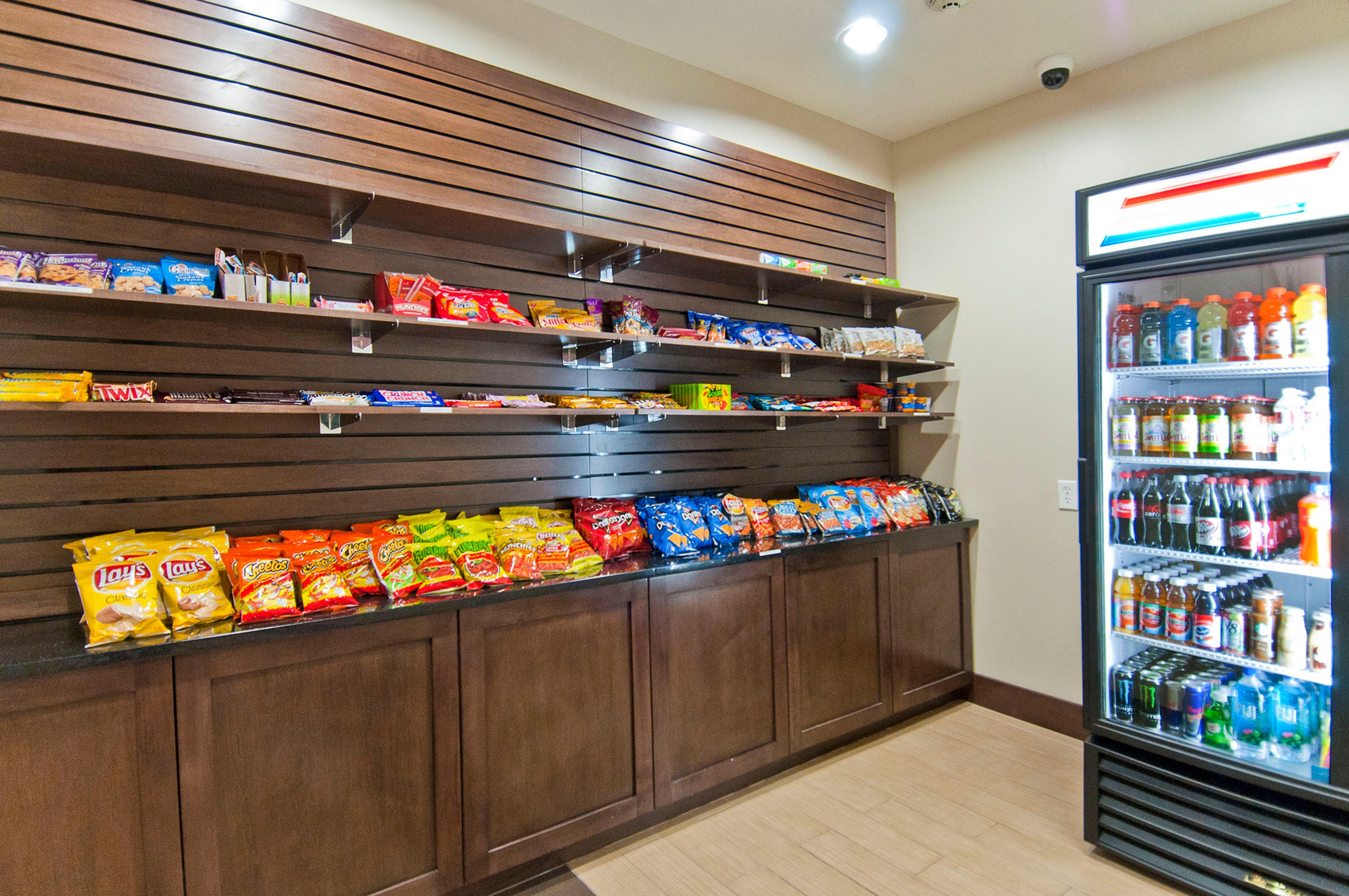 Holiday Inn Express & Suites San Antonio Frost Bank Center By Ihg Extérieur photo