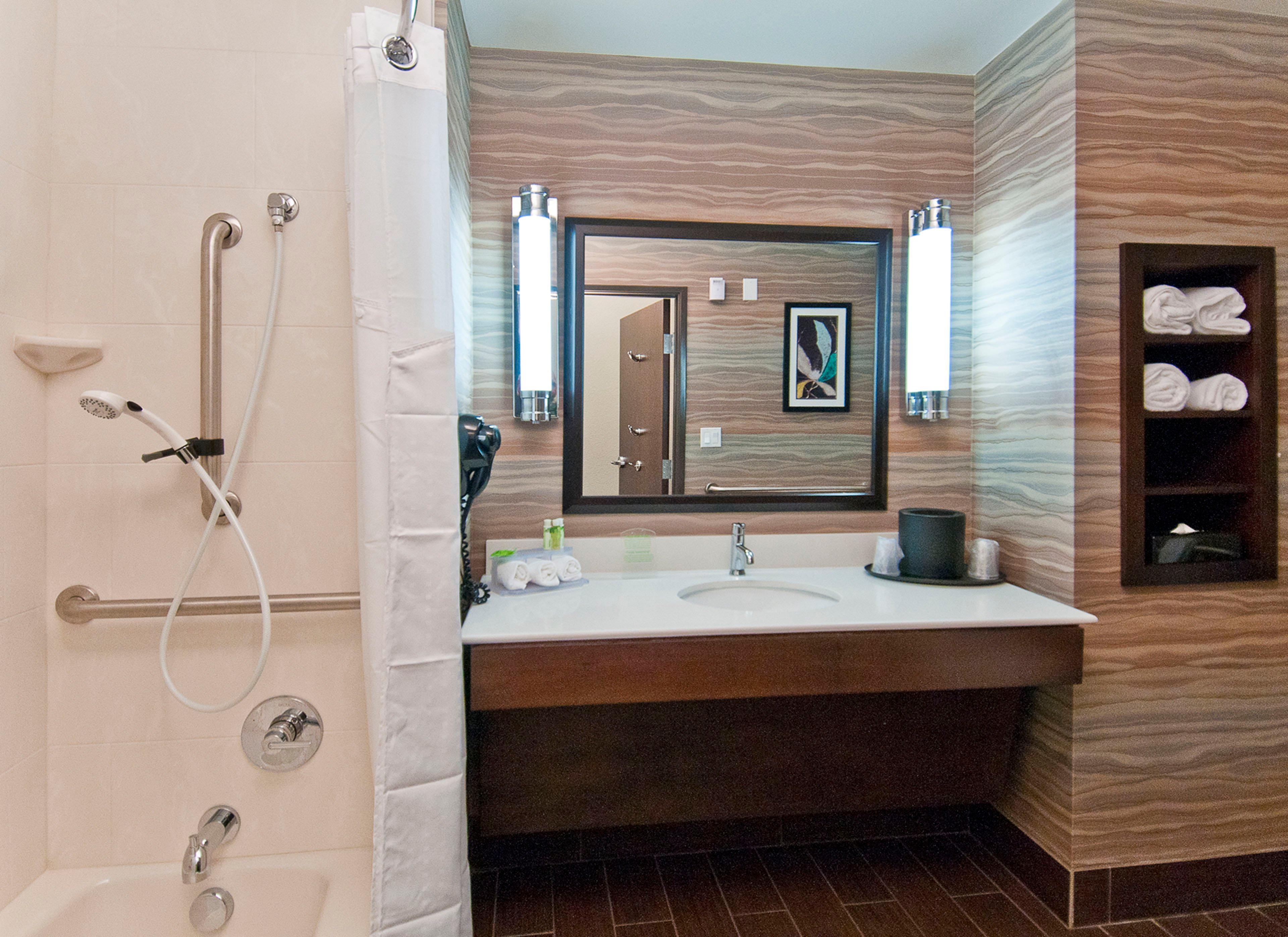 Holiday Inn Express & Suites San Antonio Frost Bank Center By Ihg Extérieur photo