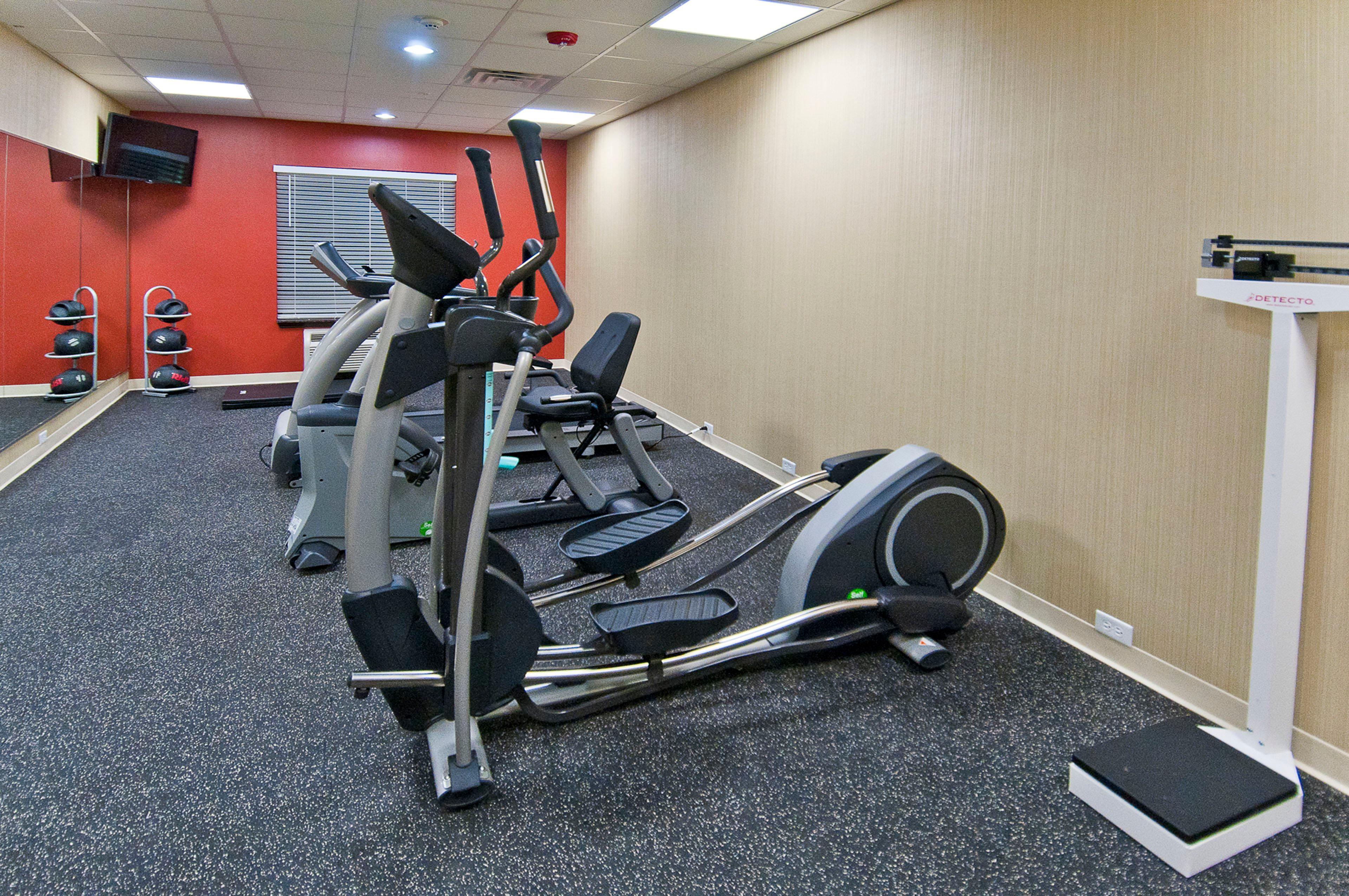 Holiday Inn Express & Suites San Antonio Frost Bank Center By Ihg Extérieur photo
